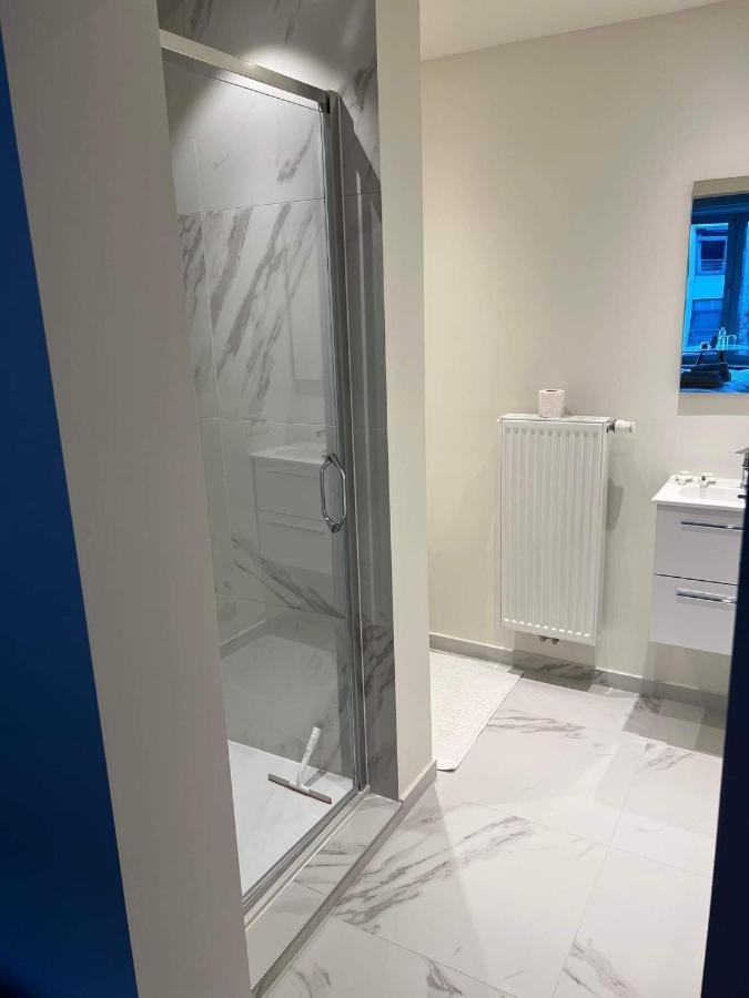 Nieuwe Kamer In Centrum Brugge Met Badkamer ! Zewnętrze zdjęcie